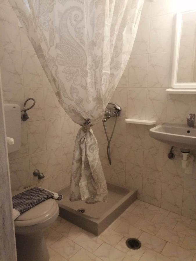 קפלוס Dionisia Apartments 8 מראה חיצוני תמונה