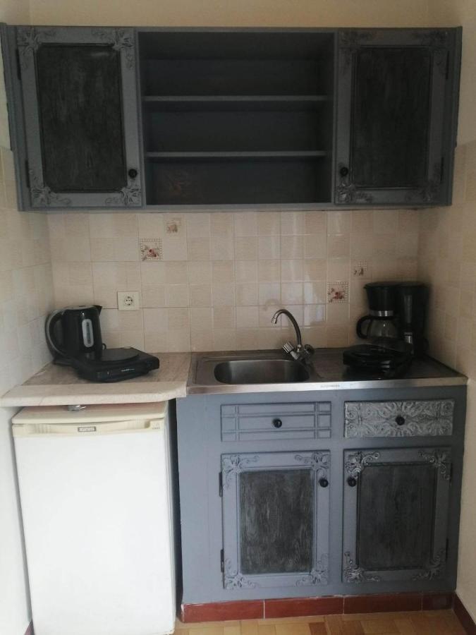 קפלוס Dionisia Apartments 8 מראה חיצוני תמונה
