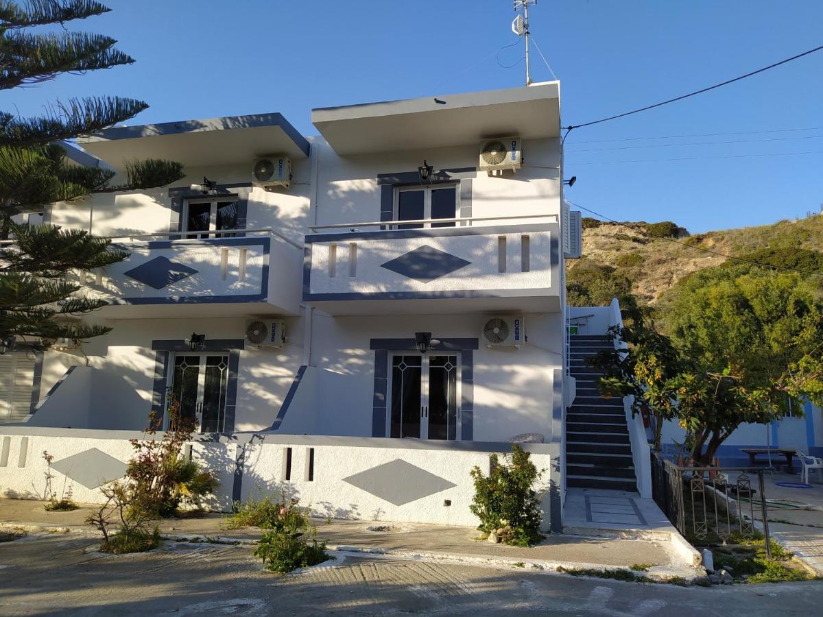 קפלוס Dionisia Apartments 8 מראה חיצוני תמונה
